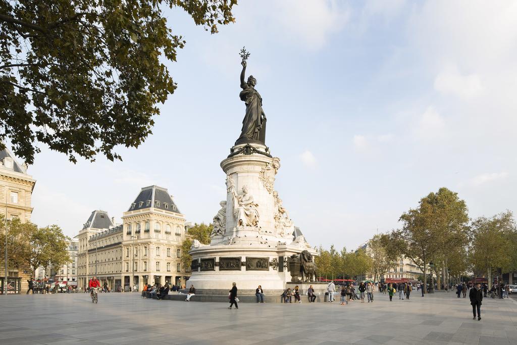 Hotel Paix Republique Paris Exterior photo